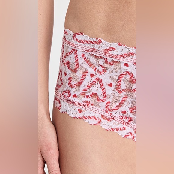New🌟Hanky Panky
Candy Cane Boy Shorts - Picture 3 of 3